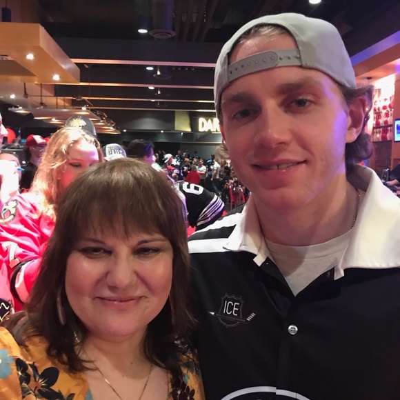 Meet your Posher, Nickie - Picture 2 of 4